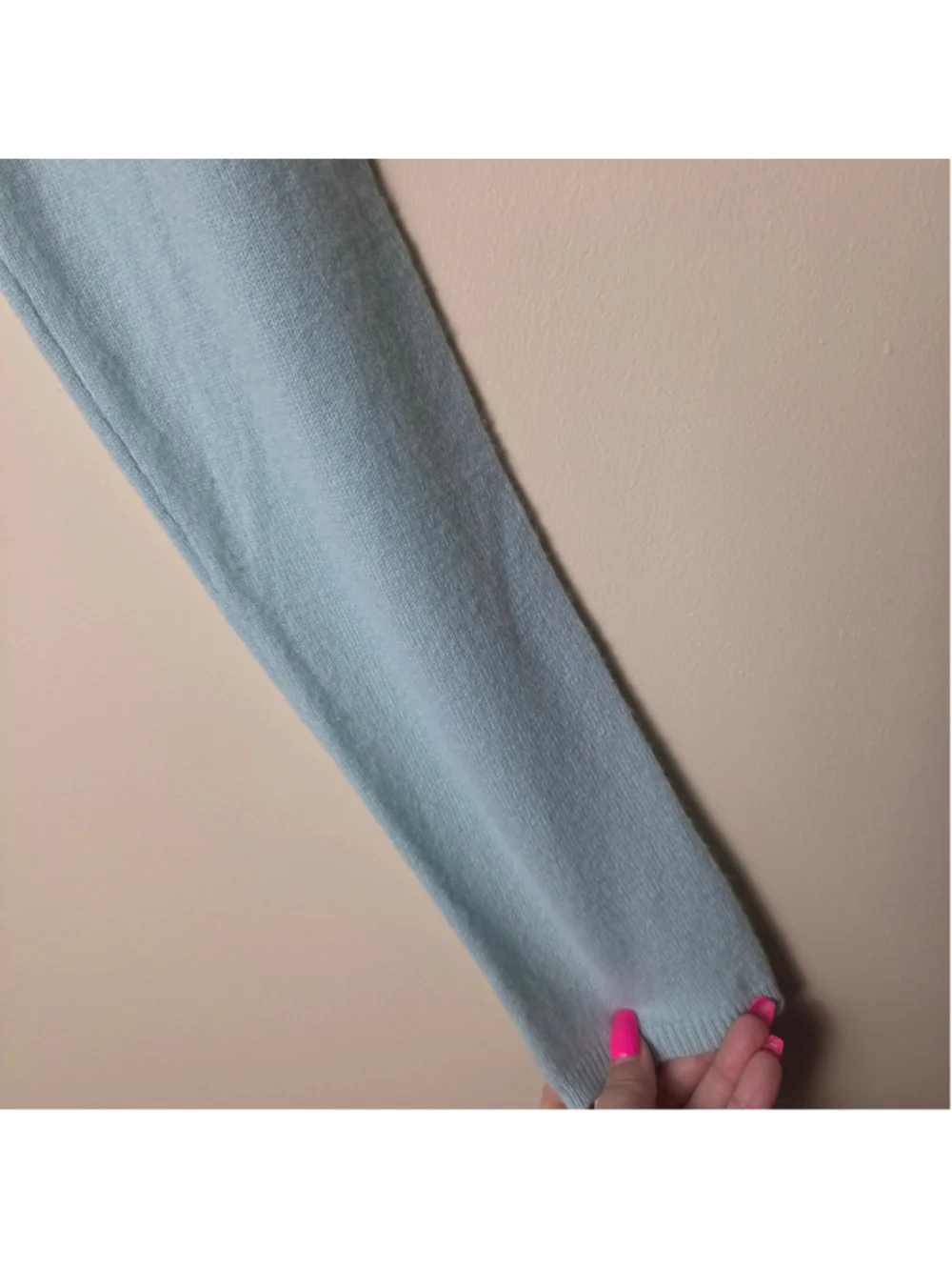 Women's Lord & Taylor 100% Cashmere V-Neck Sweater Light Blue Size L